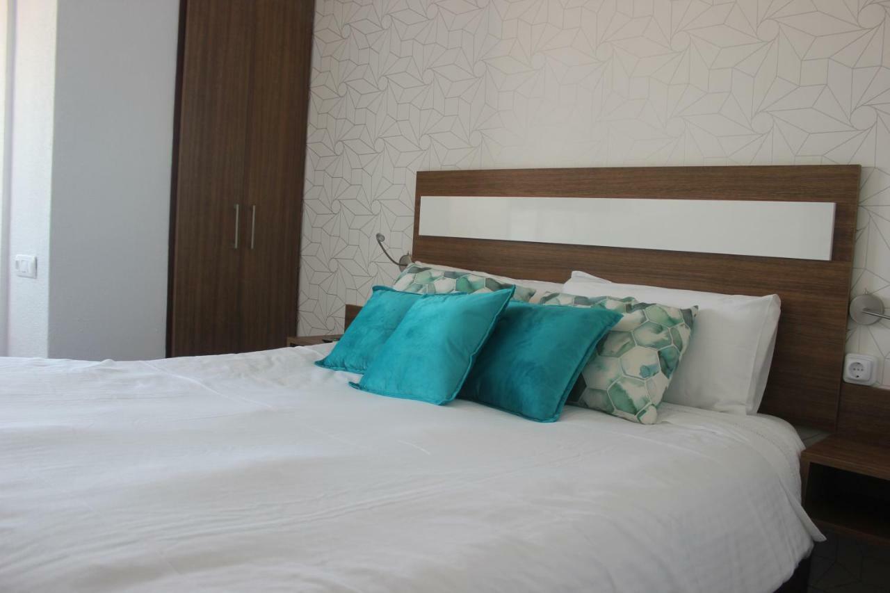 Lukentum Suites Alicante Zewnętrze zdjęcie